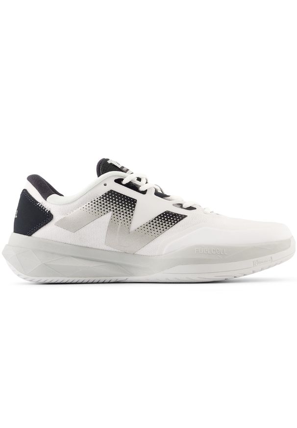 Buty męskie New Balance MCH796P4 – białe. Kolor: biały. Materiał: materiał, guma. Szerokość cholewki: normalna. Sport: fitness, bieganie, tenis