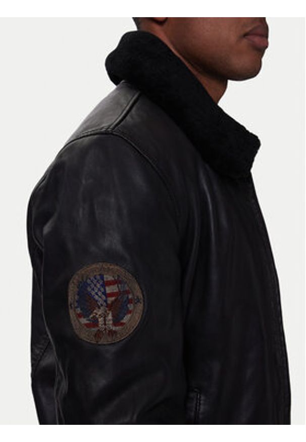 Milestone Kurtka skórzana Tom 531041 21070 Czarny Regular Fit. Kolor: czarny. Materiał: skóra