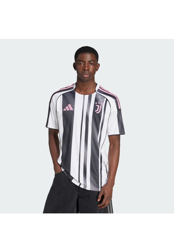 Adidas - Koszulka podstawowa Juventus 25/26. Kolor: czarny, biały, wielokolorowy