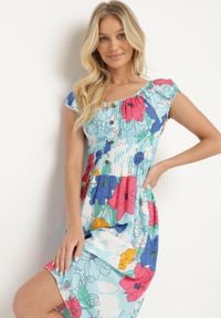 Born2be - Jasnoniebieska Bawełniana Sukienka o Rozkloszowanym Kroju z Gumką w Talii w Kwiatowy Wzór Rishta. Kolor: niebieski. Materiał: bawełna. Wzór: kwiaty. Sezon: lato. Styl: street #7