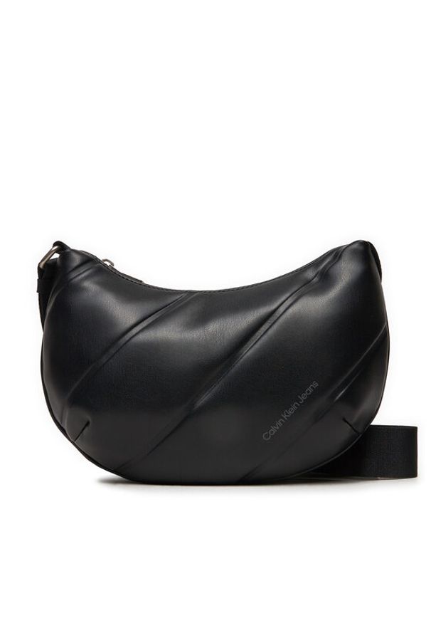 Calvin Klein Jeans Torebka Quilted Crescent Cb Bag24 K60K612370 Czarny. Kolor: czarny. Materiał: skórzane