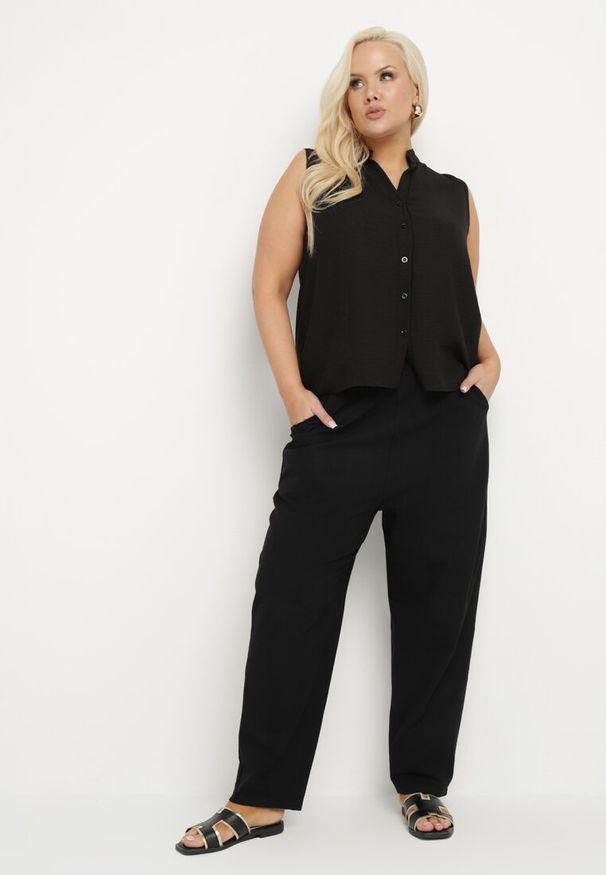 Born2be - Czarne Klasyczne Spodnie Bawełniane z Gumką w Pasie Olozi. Okazja: na co dzień. Kolekcja: plus size. Kolor: czarny. Materiał: bawełna. Styl: klasyczny