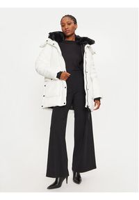 Rinascimento Kurtka zimowa CFC0118343003 Biały Loose Fit. Kolor: biały. Materiał: syntetyk. Sezon: zima #4