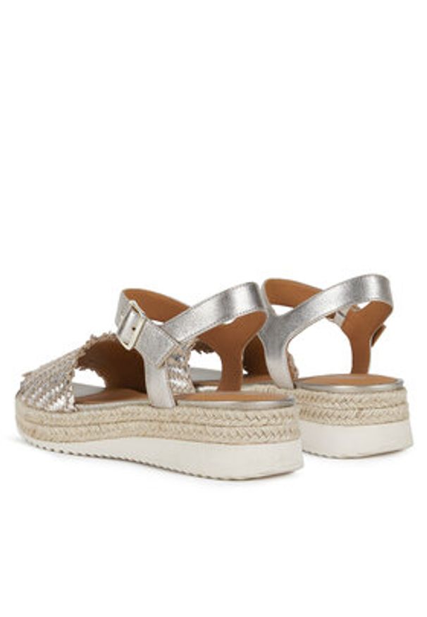 Geox Espadryle D Eolie D25SRF 0CF6E CB500 Złoty. Kolor: złoty. Materiał: skóra