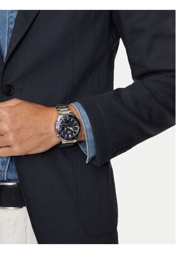 Casio Zegarek Edifice EFV-C110D-2AVEF Srebrny. Kolor: srebrny