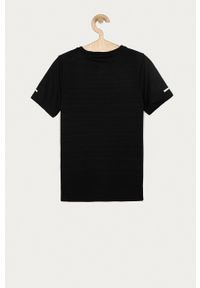 Nike Kids T-shirt dziecięcy kolor czarny gładki. Okazja: na co dzień. Kolor: czarny. Materiał: tkanina, skóra, dzianina, włókno. Wzór: gładki. Styl: casual #2