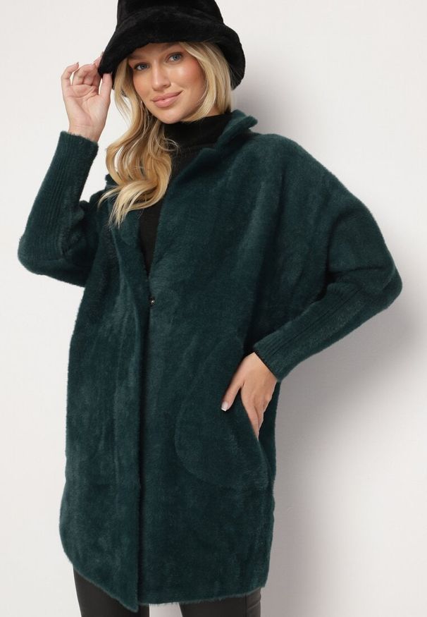 Born2be - Ciemnozielony Płaszcz z Bawełną Oversize Klepheia. Okazja: na co dzień. Kolor: zielony. Materiał: bawełna. Wzór: jednolity. Styl: casual