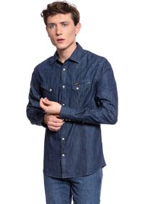 Wrangler - KOSZULA JEANSOWA MĘSKA WRANGLER L/S WESTERN SHIRT DARK INDIGO W5870O61E. Materiał: jeans. Długość rękawa: długi rękaw. Długość: długie. Wzór: jednolity. Styl: elegancki