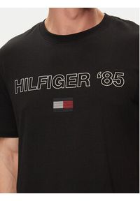 TOMMY HILFIGER - Tommy Hilfiger T-Shirt 85' MW0MW34427 Czarny Regular Fit. Kolor: czarny. Materiał: bawełna #2