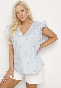 Born2be - Niebieska Bluzka z Wiskozy w Kwiaty Tolamea. Okazja: na co dzień. Kolor: niebieski. Materiał: wiskoza. Wzór: kwiaty. Styl: casual