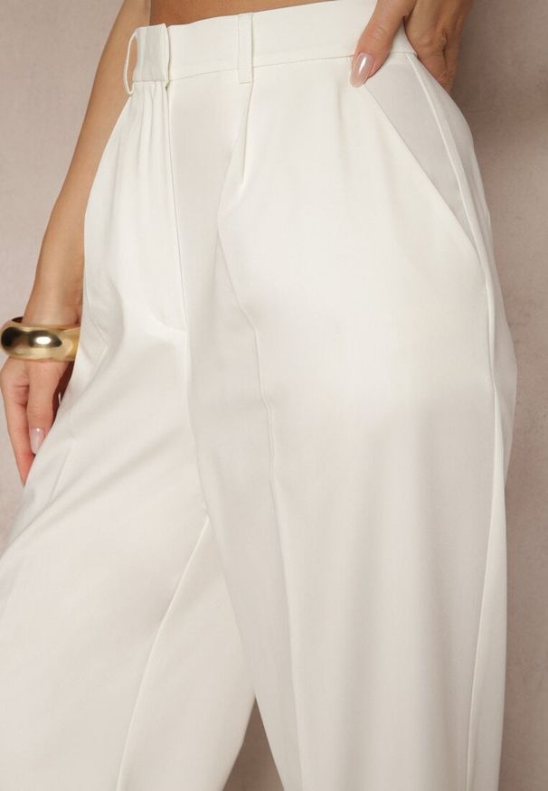 Renee - Beżowe Szerokie Spodnie Garniturowe z Wiskozą High Waist Rosandria. Stan: podwyższony. Kolor: beżowy. Materiał: wiskoza