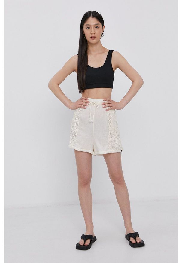 Superdry - Szorty. Okazja: na co dzień. Kolor: beżowy. Materiał: tkanina. Wzór: gładki. Styl: casual