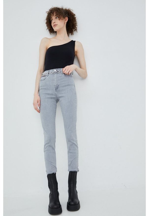 Tommy Jeans jeansy DW0DW12412.PPYY damskie high waist. Stan: podwyższony. Kolor: szary