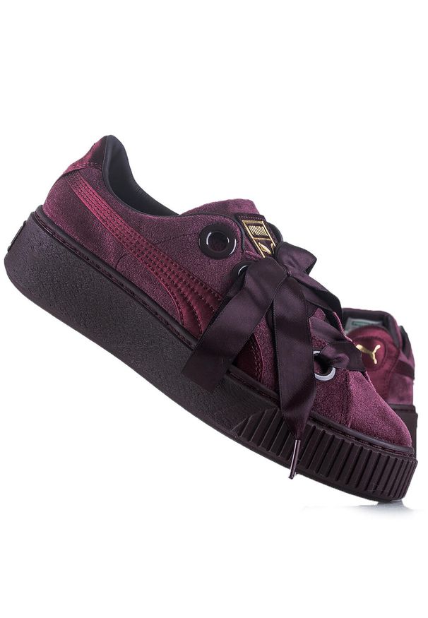 Puma - Buty damskie do chodzenia PUMA PLATFORM KISS VELVET. Kolor: fioletowy. Obcas: na platformie. Sport: turystyka piesza