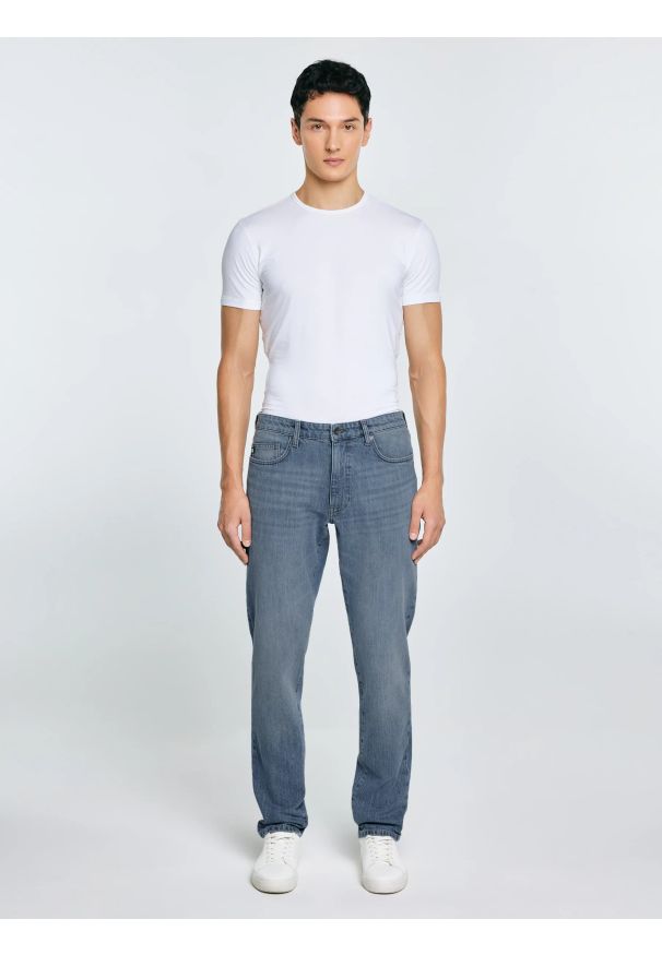 Big-Star - Jeansy męskie niebieskie Harper 307. Okazja: na co dzień. Stan: podwyższony. Kolor: niebieski. Styl: casual, klasyczny