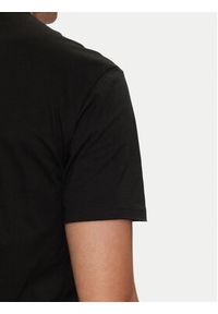 Replay T-Shirt M3591A.000.2660 Czarny Regular Fit. Kolor: czarny. Materiał: bawełna
