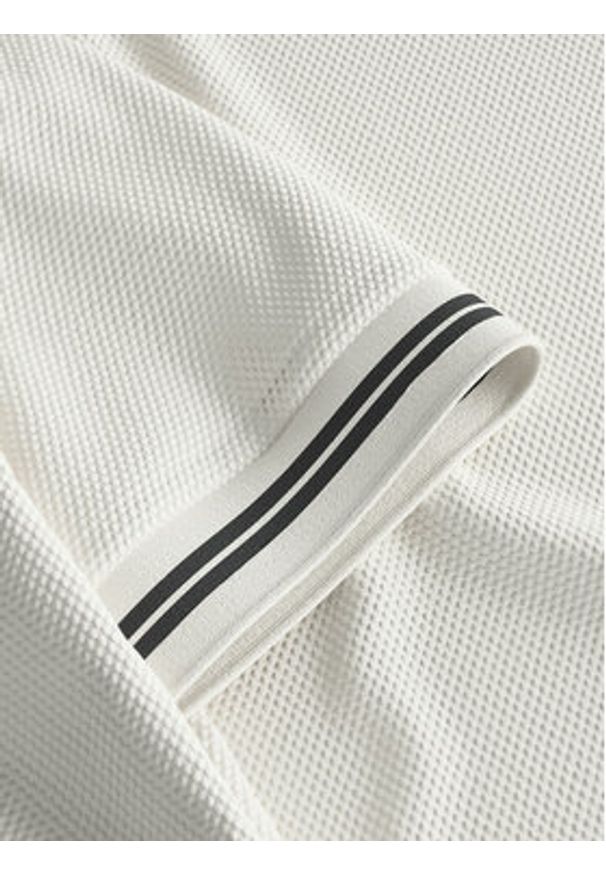 JOOP! Jeans T-Shirt 15 JJJ-17Amare 30046012 Beżowy Modern Fit. Kolor: beżowy. Materiał: bawełna