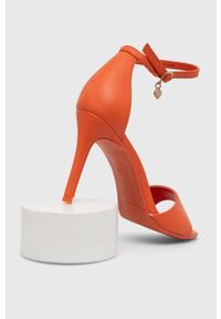 MEXX - Mexx sandały Leyla kolor pomarańczowy MXTY017501W. Zapięcie: klamry. Kolor: pomarańczowy. Materiał: skóra, materiał. Wzór: gładki. Obcas: na obcasie. Wysokość obcasa: średni #2