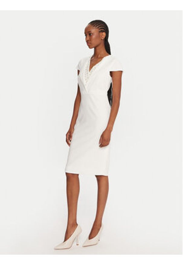 Rinascimento Sukienka koktajlowa CFC0125515003 Biały Slim Fit. Kolor: biały. Materiał: syntetyk. Styl: wizytowy