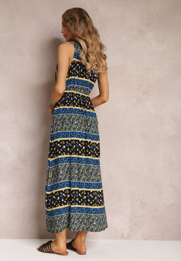 Renee - Czarno-Granatowa Sukienka z Wiskozy Maxi w Fantazyjny Print Cannida. Kolor: czarny. Materiał: wiskoza. Wzór: nadruk. Sezon: lato. Długość: maxi