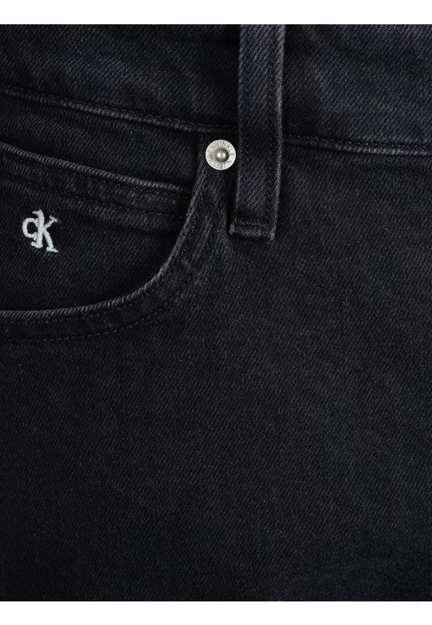 Calvin Klein Szorty | J30J315797 | Regular Short | Mężczyzna | Czarny. Okazja: na co dzień. Kolor: czarny. Materiał: bawełna, elastan. Wzór: aplikacja. Styl: casual