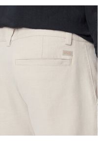 BOSS Chinosy 50559158 Beżowy jasny Tapered Fit. Kolor: beżowy. Materiał: bawełna #2