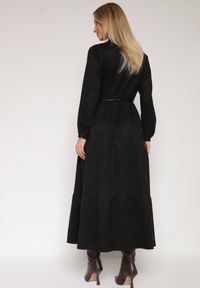 Born2be - Czarna Wiskozowa Koszulowa Sukienka o Rozkloszowanym Kroju z Paskiem Retirna. Okazja: na co dzień. Kolor: czarny. Materiał: wiskoza. Typ sukienki: koszulowe. Styl: casual, klasyczny #7