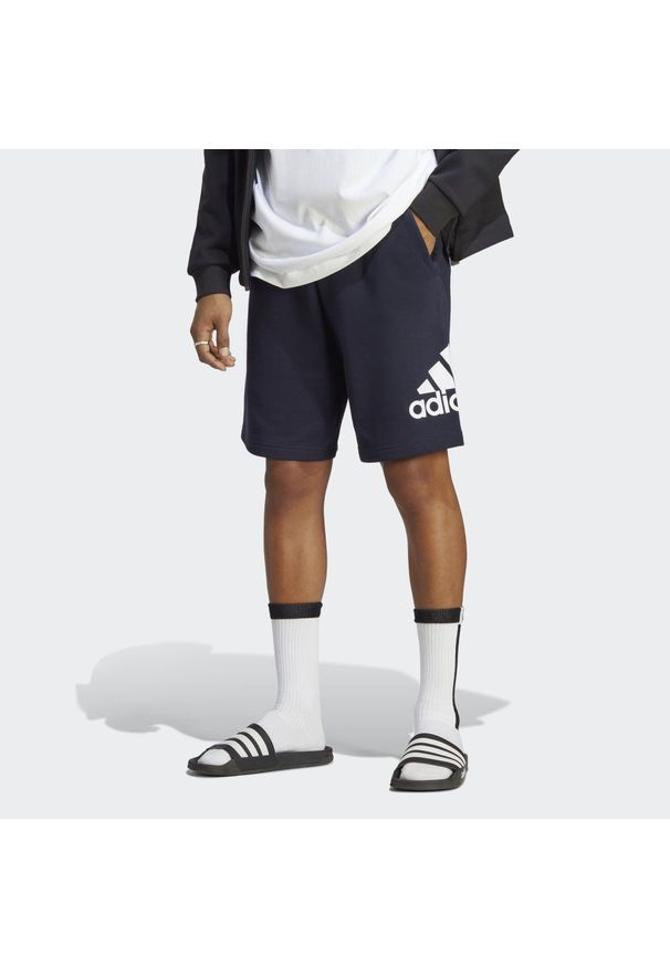 Adidas - Szorty Essentials Big Logo French Terry. Kolor: niebieski, wielokolorowy, biały. Sport: fitness