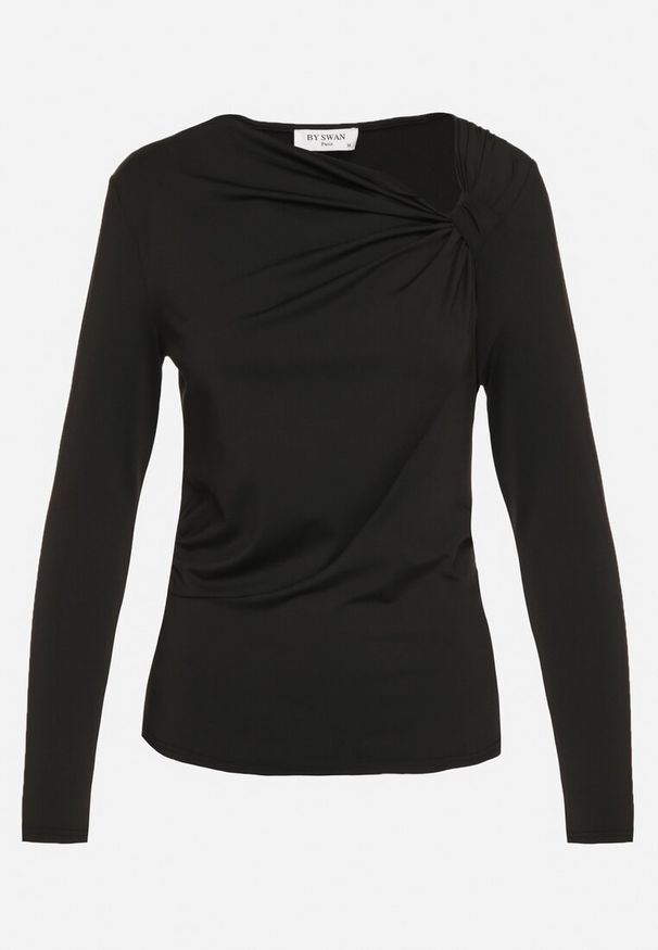 Born2be - Czarna Bluzka z Wiskozą Asymetrycznym Dekoltem Tatielis. Okazja: na co dzień. Kolor: czarny. Materiał: wiskoza. Styl: elegancki, casual