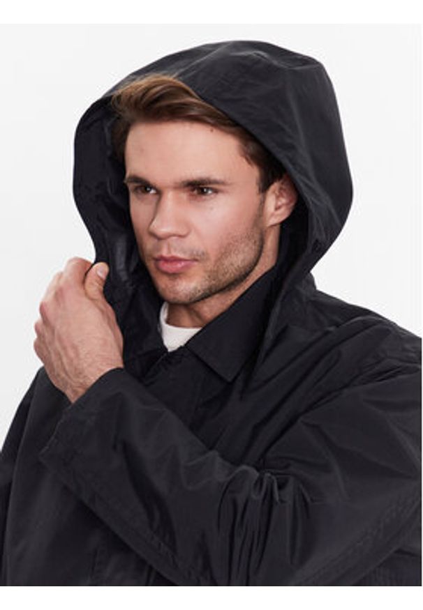 Sisley Kurtka przejściowa 2TCZSN01I Czarny Regular Fit. Kolor: czarny. Materiał: syntetyk