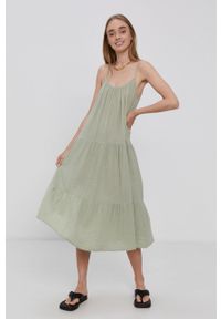 Vero Moda Sukienka bawełniana kolor zielony midi rozkloszowana. Kolor: zielony. Materiał: bawełna. Długość rękawa: na ramiączkach. Typ sukienki: rozkloszowane. Długość: midi #3