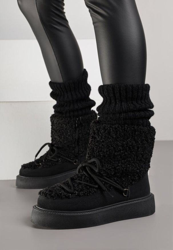 Born2be - Czarne Śniegowce Ozdobione Futerkiem w Stylu Baranka Allero. Okazja: na co dzień. Kolor: czarny. Materiał: futro. Wzór: aplikacja. Styl: casual, klasyczny