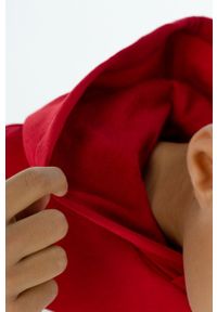 Levi's® - Levi's Bluza dziecięca kolor czerwony z kapturem z nadrukiem. Okazja: na spotkanie biznesowe, na co dzień. Typ kołnierza: kaptur. Kolor: czerwony. Materiał: dzianina. Wzór: nadruk. Styl: biznesowy, casual #2