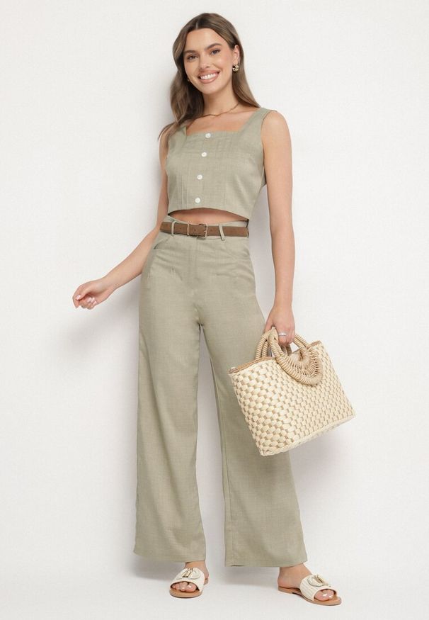 Born2be - Zielony Komplet Szerokie Spodnie i Top na Ramiączkach z Ozdobnymi Guzikami Lirelene. Kolor: zielony. Wzór: aplikacja