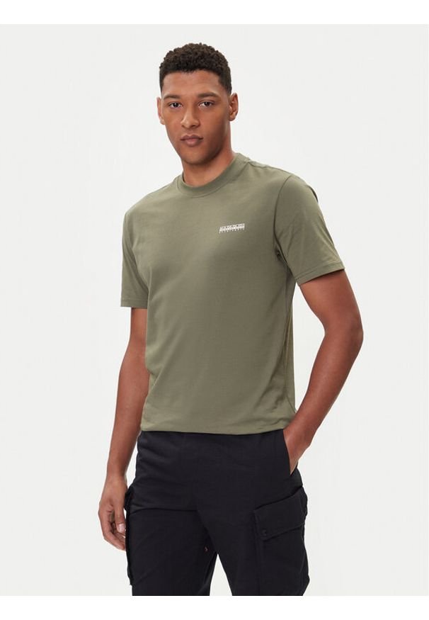 Napapijri T-Shirt Smallbox NP0A88TR Zielony Regular Fit. Kolor: zielony. Materiał: bawełna