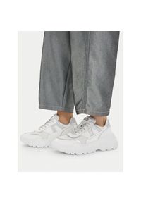 Sneakersy Versace Jeans Couture. Kolor: biały #1