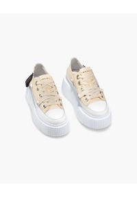 Inuikii - INUIKII MATILDA CANVAS LOW Sneakersy damskie. Okazja: na co dzień. Kolor: beżowy. Materiał: guma, jeans, bawełna, materiał. Szerokość cholewki: normalna #4