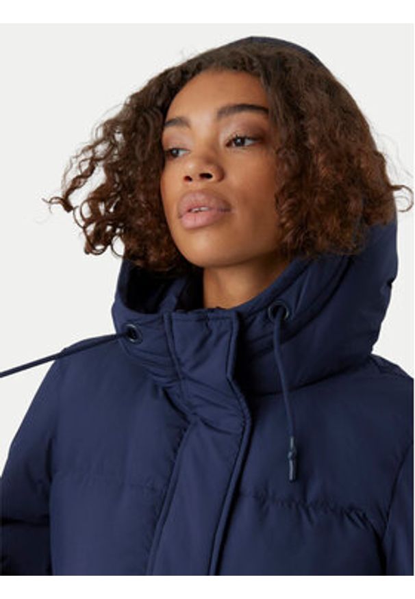 Vero Moda Kurtka puchowa Erica Holly 10251595 Granatowy Regular Fit. Kolor: niebieski. Materiał: syntetyk. Sezon: zima
