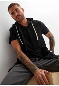 bonprix - Kamizelka dresowa z kapturem z miękkiej mieszanki bawełny. Typ kołnierza: kaptur. Kolor: czarny. Materiał: bawełna, dresówka #3
