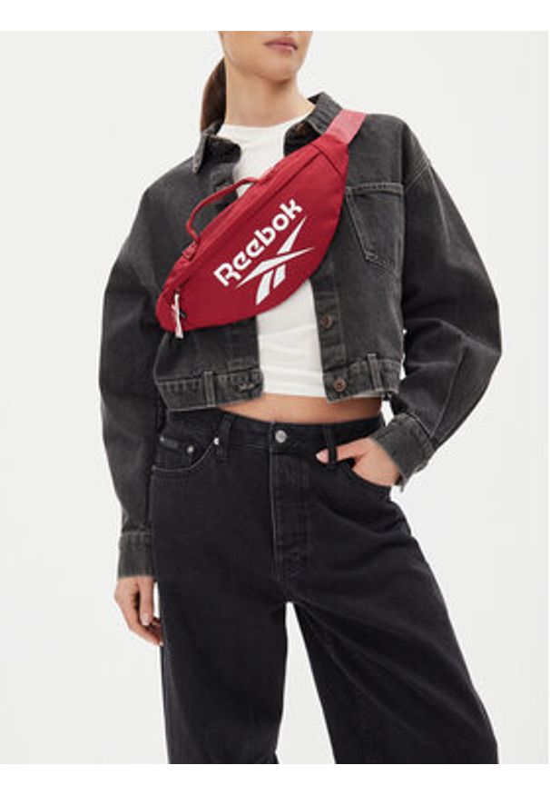 Reebok Saszetka nerka RBK-039-CCC-05 Bordowy. Kolor: czerwony. Materiał: materiał