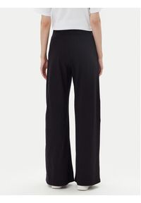EA7 Emporio Armani Spodnie dresowe 7W000083 AF13135 UC001 Czarny Wide Leg. Kolor: czarny. Materiał: bawełna