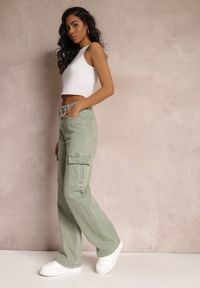 Renee - Zielone Jeansy Cargo High Waist z Kieszeniami Anora. Stan: podwyższony. Kolor: zielony. Wzór: aplikacja