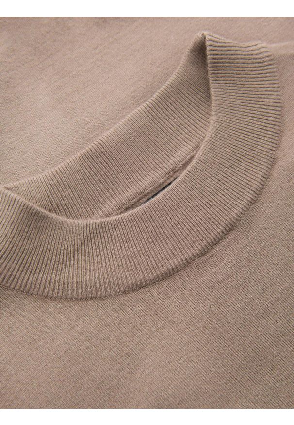Ombre Clothing - Męski dzianinowy półgolf z wiskozą – ciemnobeżowy melanż V3. Kolor: beżowy. Materiał: wiskoza, dzianina. Wzór: melanż. Styl: klasyczny