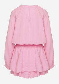 Born2be - Różowy Wiązany Bawełniany Kombinezon Boho z Falbankami i Wiązaniem Lalelia. Okazja: na imprezę, na co dzień. Kolor: różowy. Materiał: bawełna. Sezon: lato. Styl: boho #4