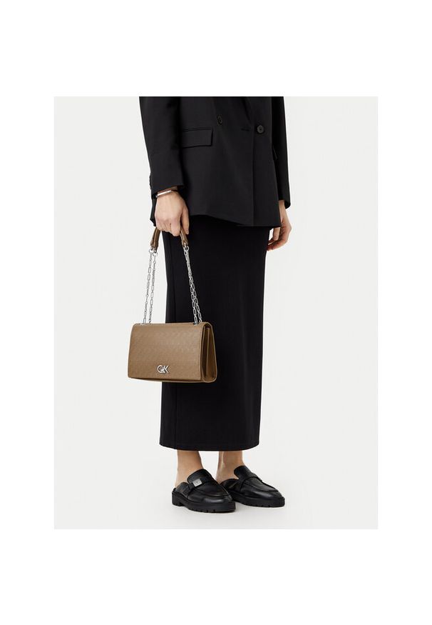 Torebka Calvin Klein. Kolor: brązowy