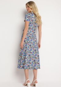 Born2be - Niebieska Koszulowa Sukienka z Krótkim Rękawem i Wiskozą na Guziki z Materiałowym Paskiem Dimiata. Typ kołnierza: kołnierzyk klasyczny. Kolor: niebieski. Materiał: materiał, wiskoza. Długość rękawa: krótki rękaw. Wzór: kwiaty. Typ sukienki: koszulowe. Styl: klasyczny #7