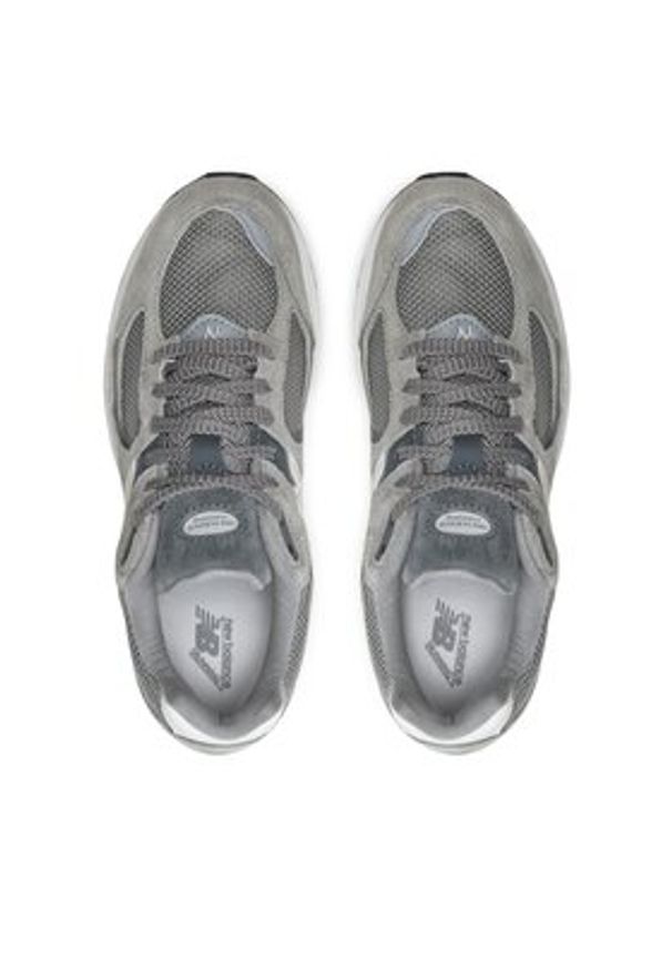 New Balance Sneakersy M2002RST Szary. Kolor: szary. Materiał: materiał