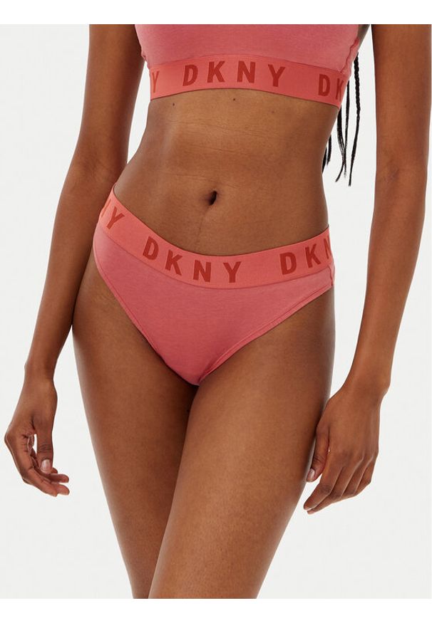 DKNY Stringi DK4529 Różowy. Kolor: różowy. Materiał: bawełna
