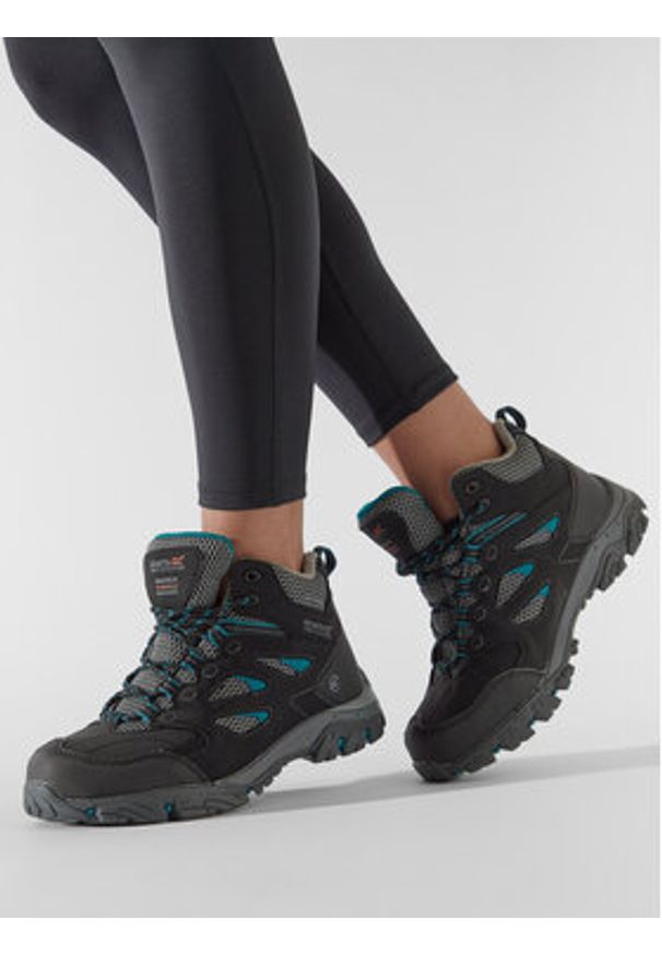 Regatta Trekkingi Lady Holcomber Iep Mid RWF573 Czarny. Kolor: czarny. Materiał: skóra