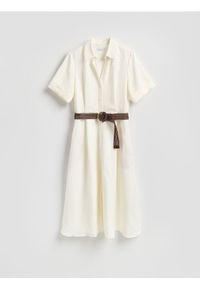 Reserved - Sukienka midi z lnem - biały. Kolor: biały. Materiał: len. Długość: midi #1